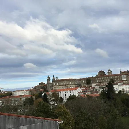 ゲストハウス ホスタル コスタ アスル サンティアゴ・デ・コンポステーラ