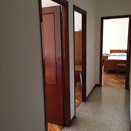 ゲストハウス ホスタル コスタ アスル サンティアゴ・デ・コンポステーラ