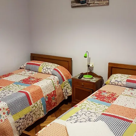 ホスタル コスタ アスル * サンティアゴ・デ・コンポステーラ