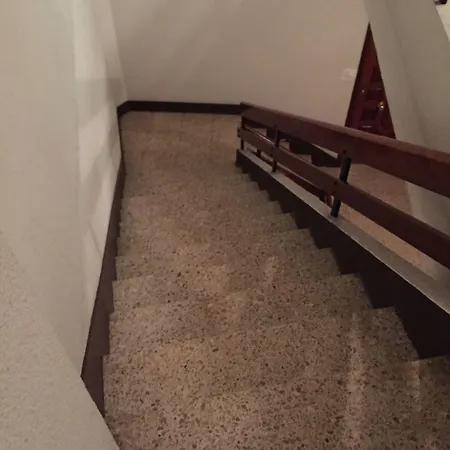 ホスタル コスタ アスル